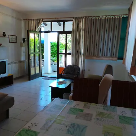 Apartment In Pula With One-bedroom 9 *