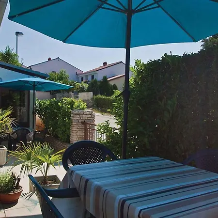 In Pula With One-bedroom 9 * Štinjan